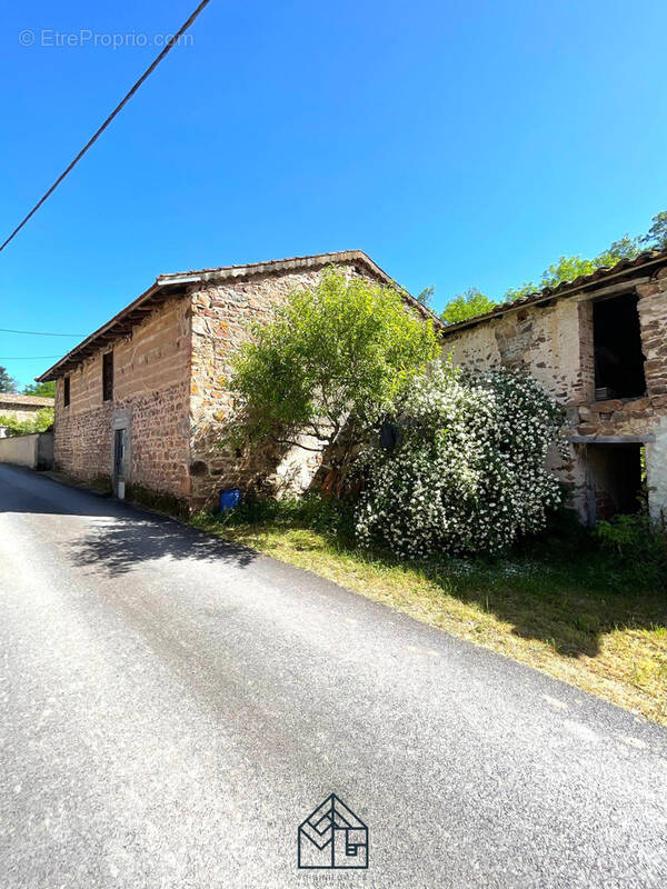 Maison à NEAUX