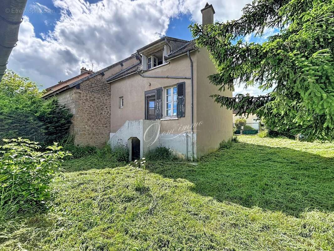 Maison à MANLAY