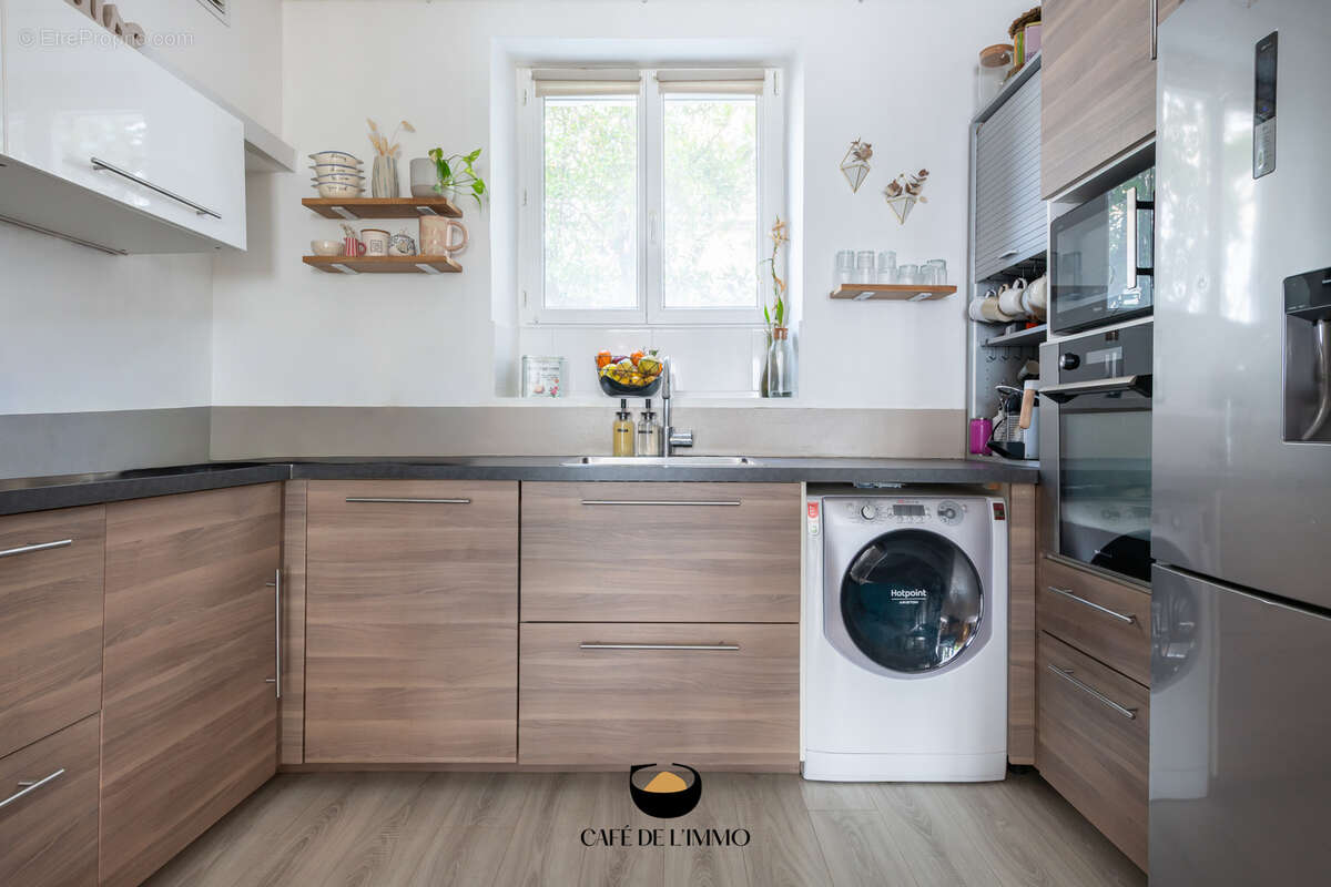 Appartement à MARSEILLE-6E