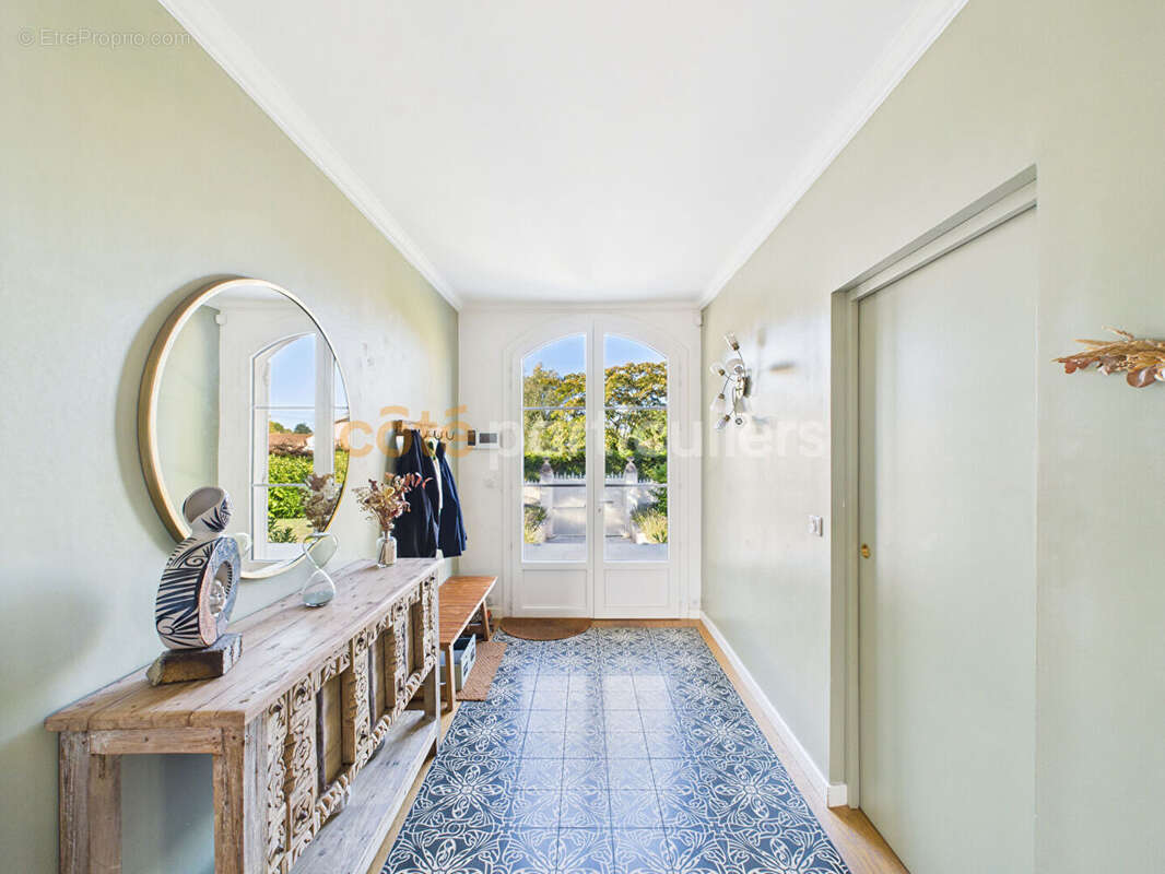 Maison à VILLENAVE-D&#039;ORNON