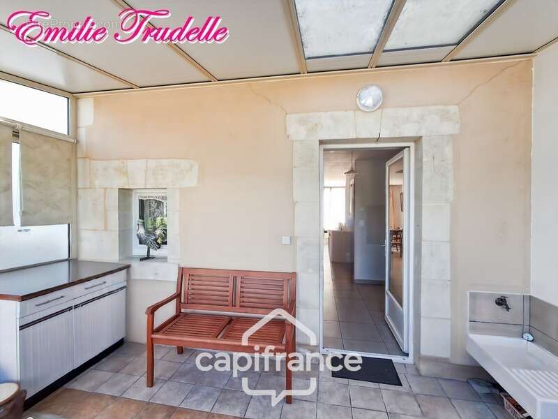 Maison de caractère toute rénovée - 88m² - 4 pièces COURDEMANCHE (72) - photo 7