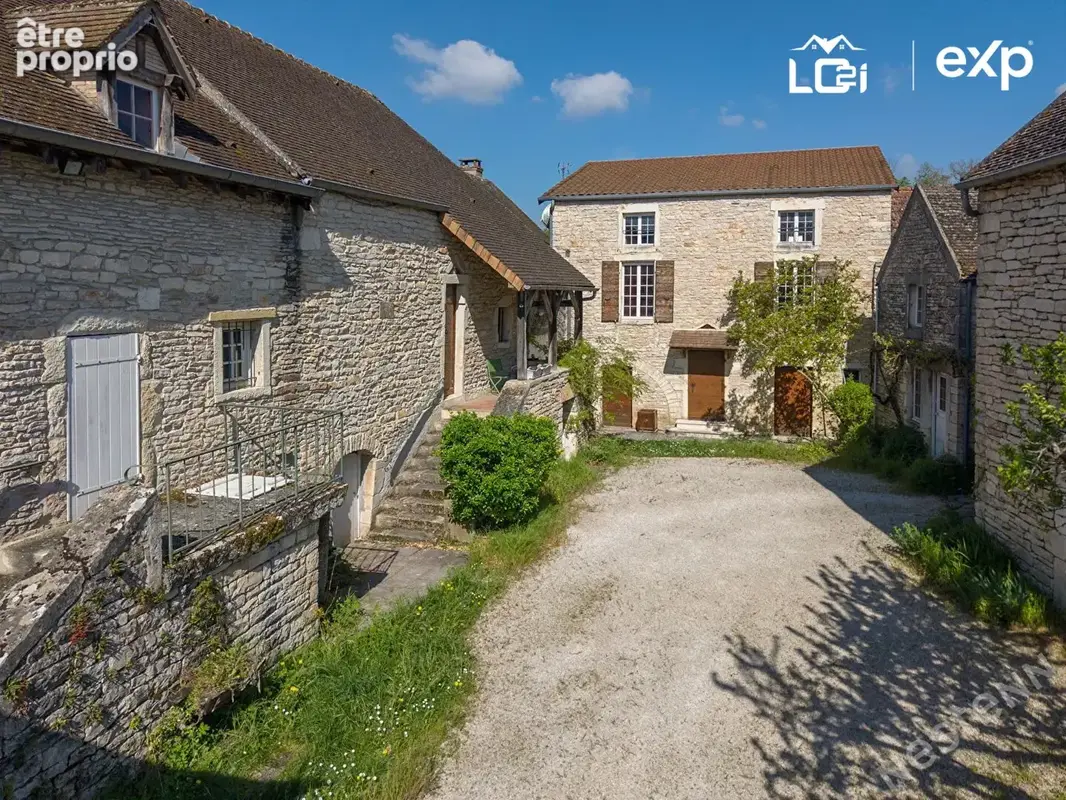 Maison 11 pièces 271 m² à vendre à Mercurey (71640) - photo 2