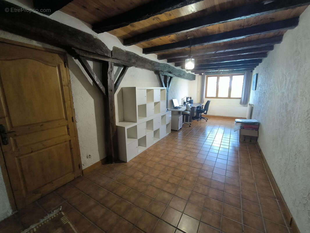 Maison à L&#039;ISLE-EN-DODON