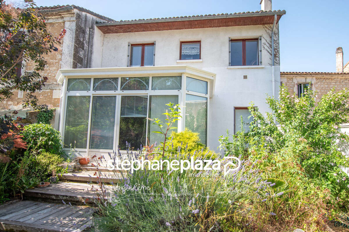 Maison Gond Pontouvre 5 pièce(s) 131 m2 - photo 6