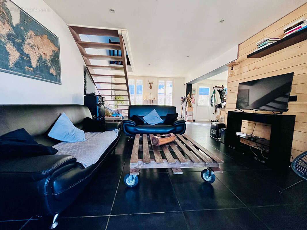 Maison à VILLERS-COTTERETS