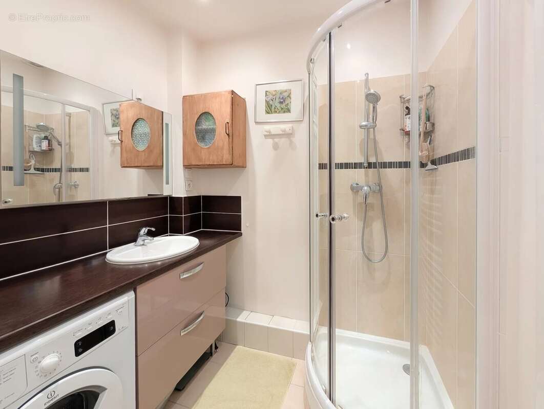 Appartement à PARIS-20E