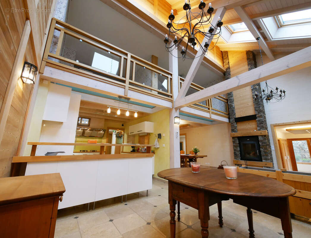 Maison à CHAMPANGES