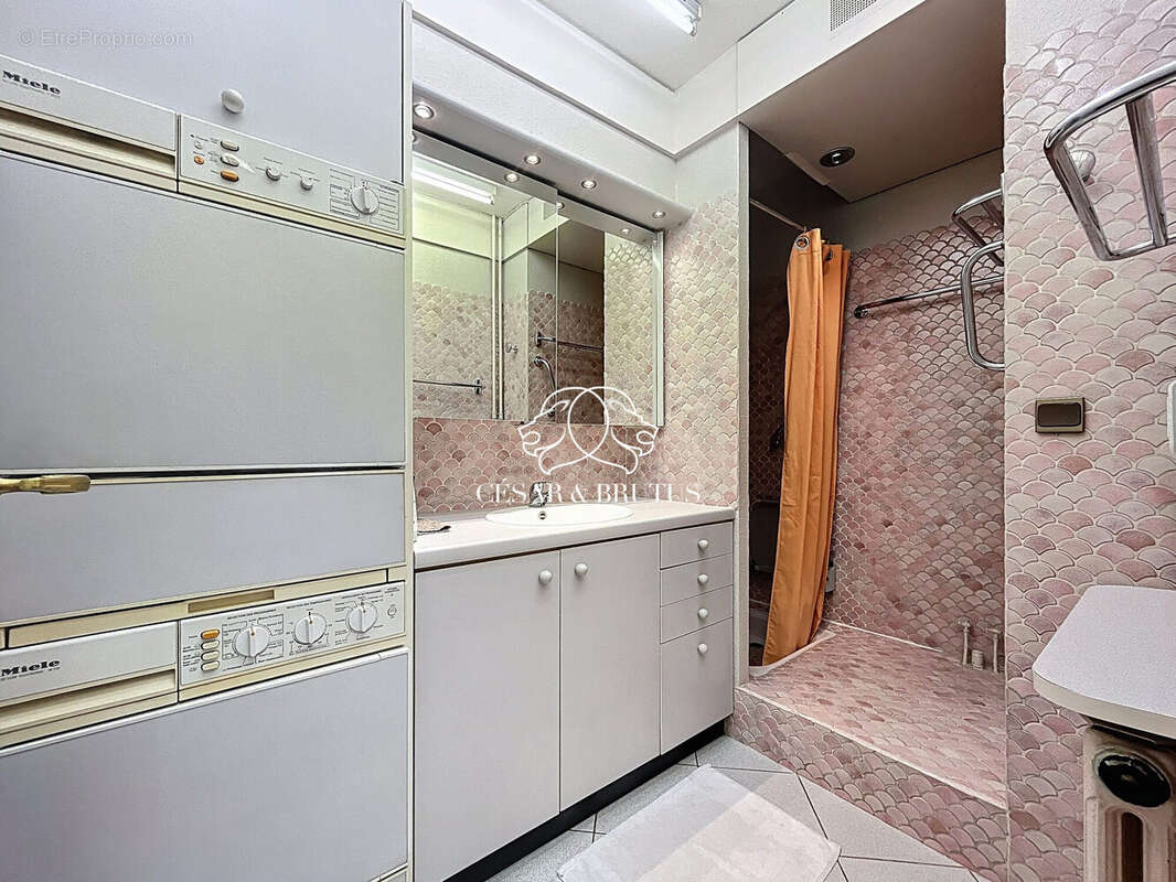 Appartement à LE PEAGE-DE-ROUSSILLON