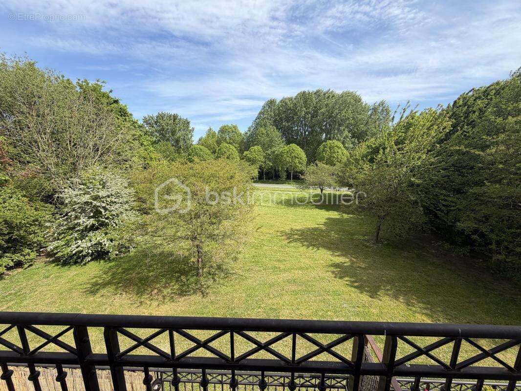 Appartement à MAGNY-LE-HONGRE