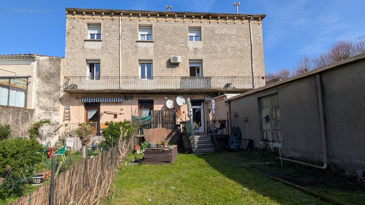 Appartement à SUMENE