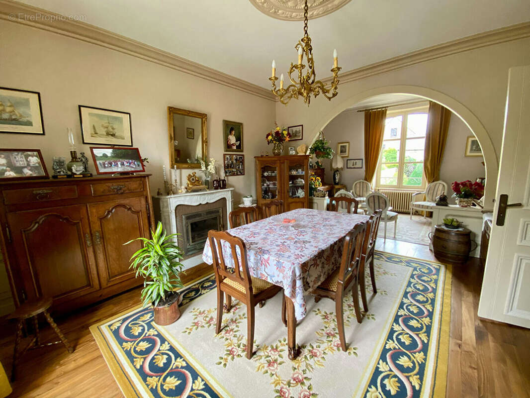 Maison à DOL-DE-BRETAGNE