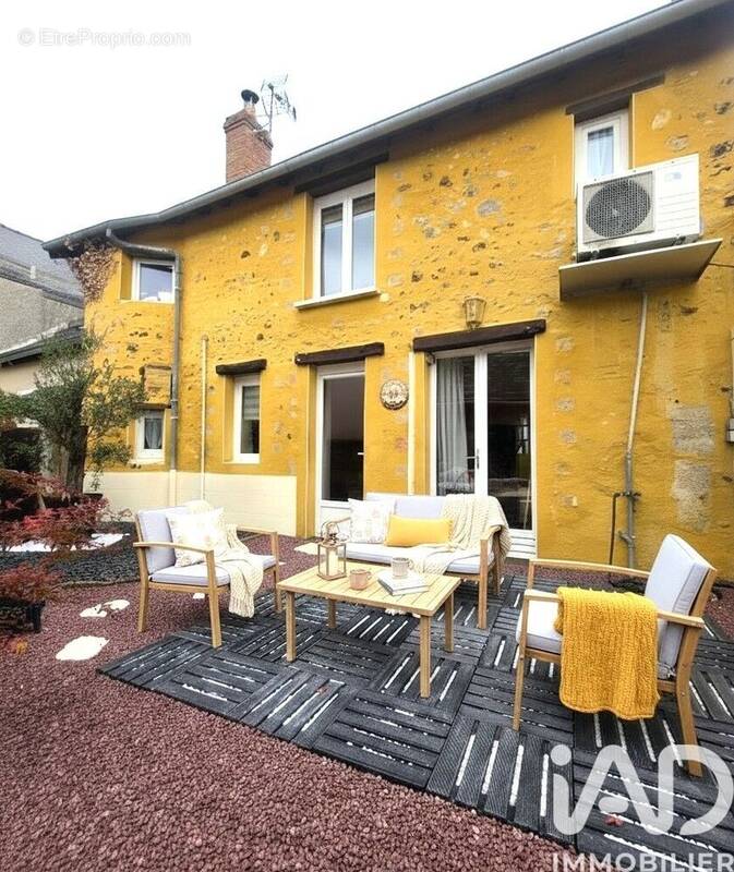 Photo 1 - Maison à MEZERAY
