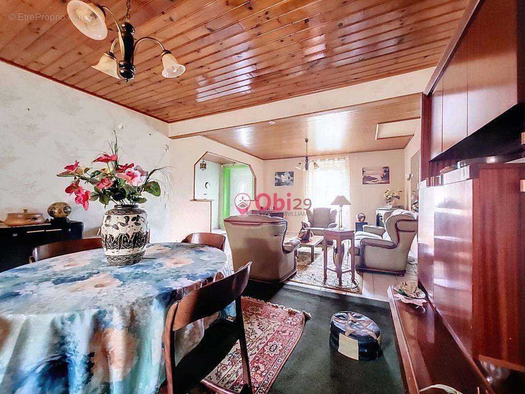 Maison à PLONEVEZ-DU-FAOU