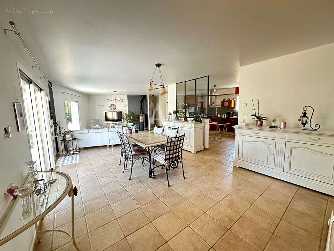 Maison à AIZENAY