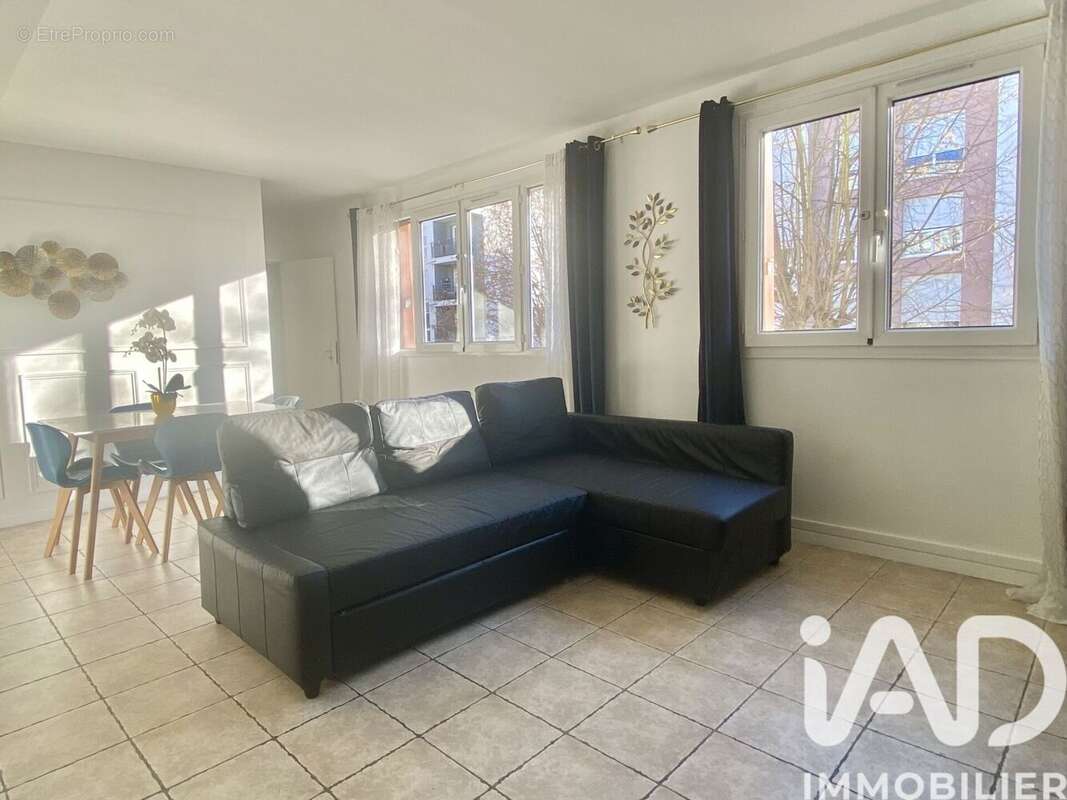 Photo 2 - Appartement à THIAIS