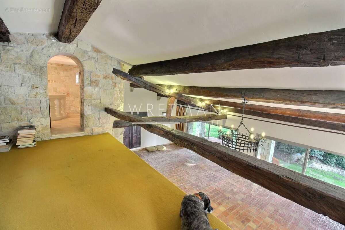 Maison à COLOMARS