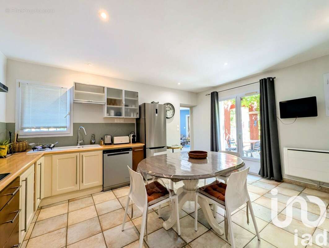 Photo 8 - Maison à ROBION