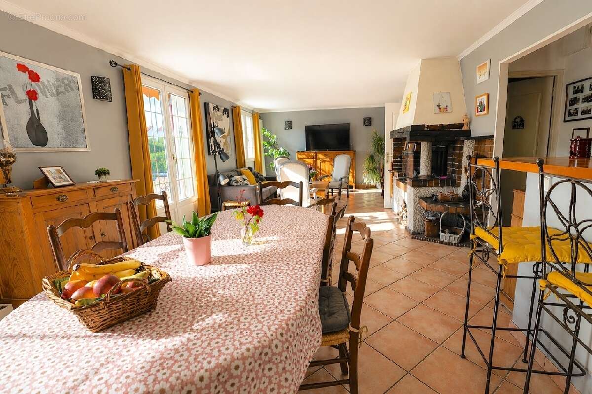 Maison à TOURNAN-EN-BRIE