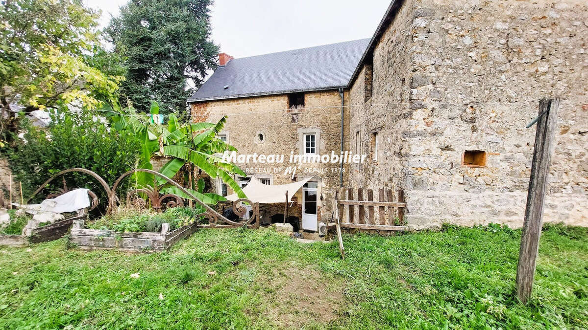 Maison à BRULON