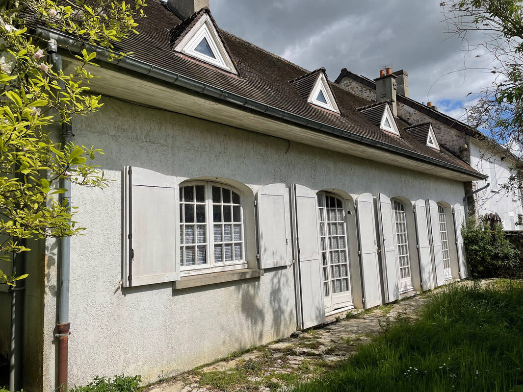 Maison à JOUY-SUR-MORIN