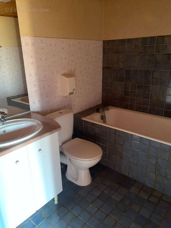 Appartement à CRAS-SUR-REYSSOUZE