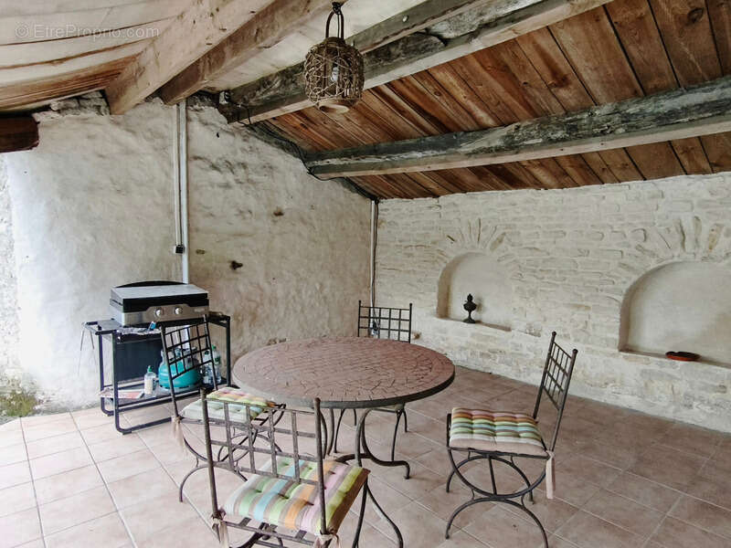 Maison à COURCON