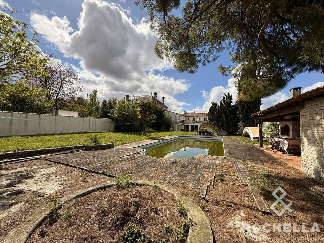 Maison à SAINT-JEAN-D&#039;ANGELY