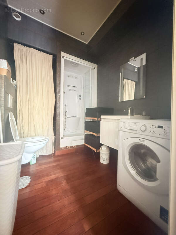 Appartement à LA CRAU