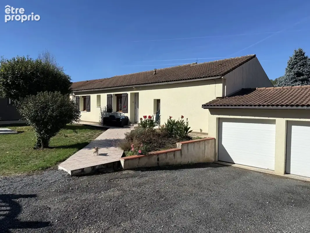 Maison à AUZITS