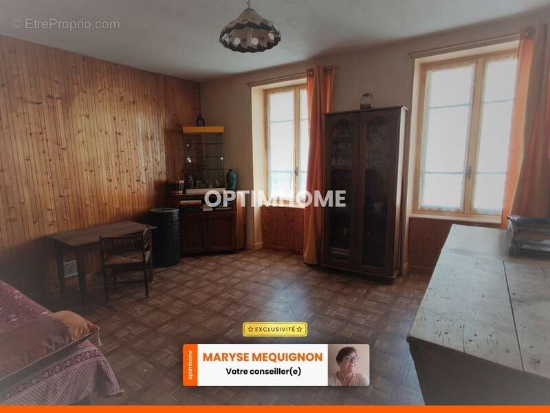 Maison à OLLIERGUES