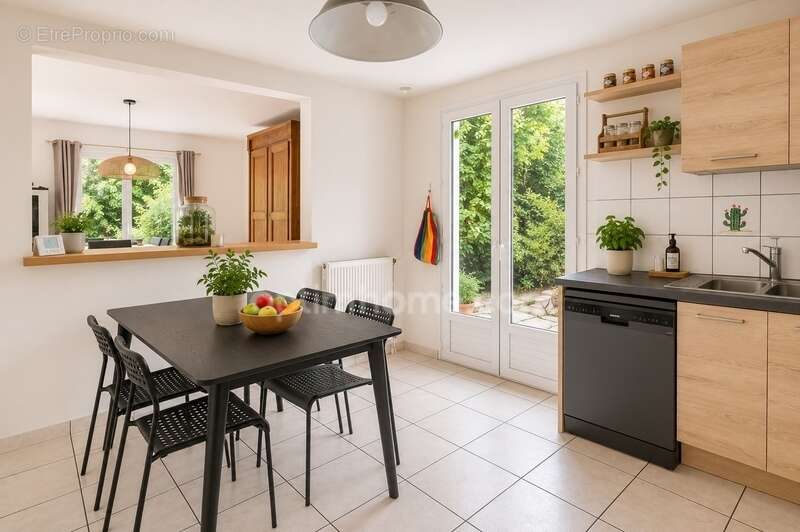 Maison familiale atypique de 170 m² avec jardin, terrasse et garage double – Collonges-au-Mont-d'Or - photo 7