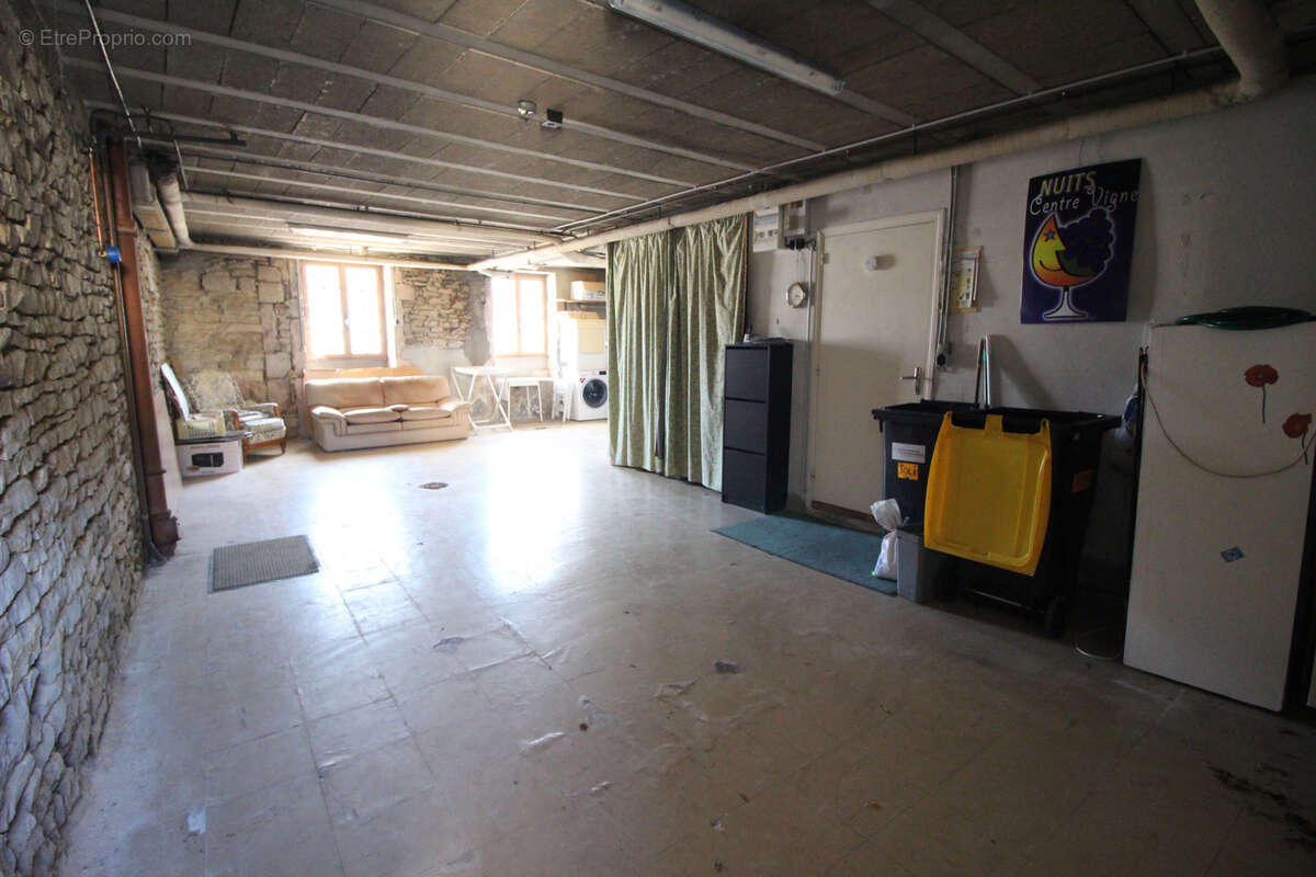 Maison à NUITS-SAINT-GEORGES