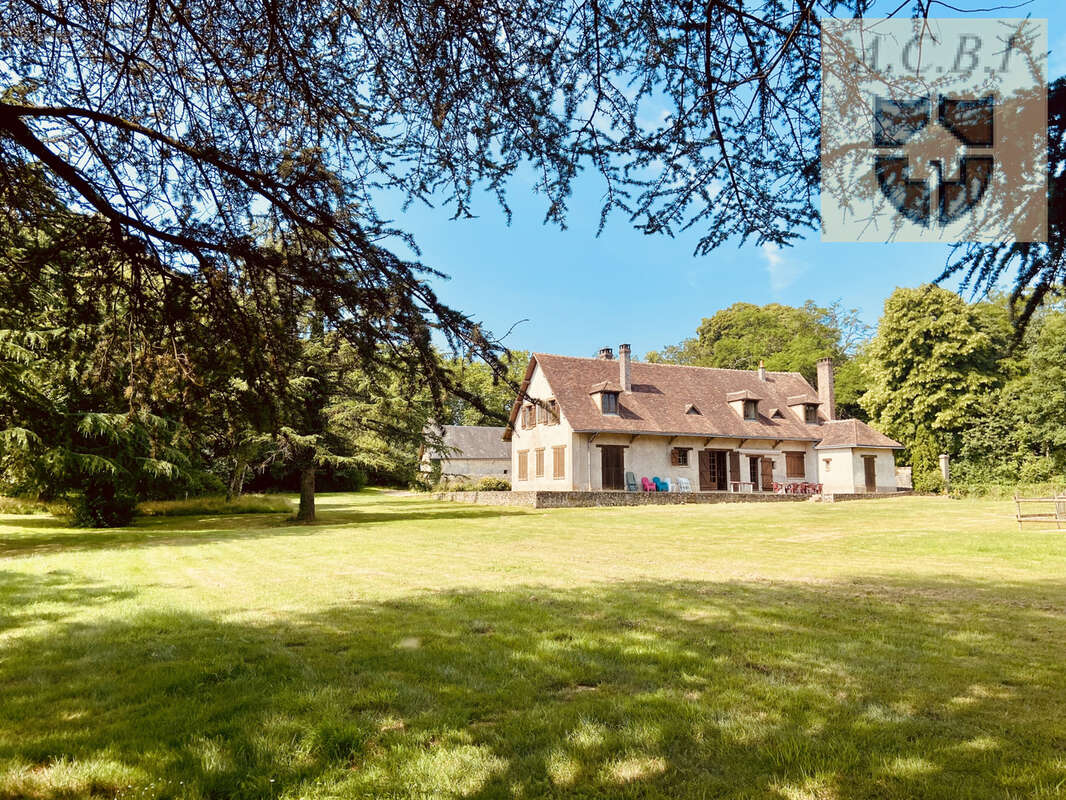 Maison à SAVIGNY-SUR-BRAYE