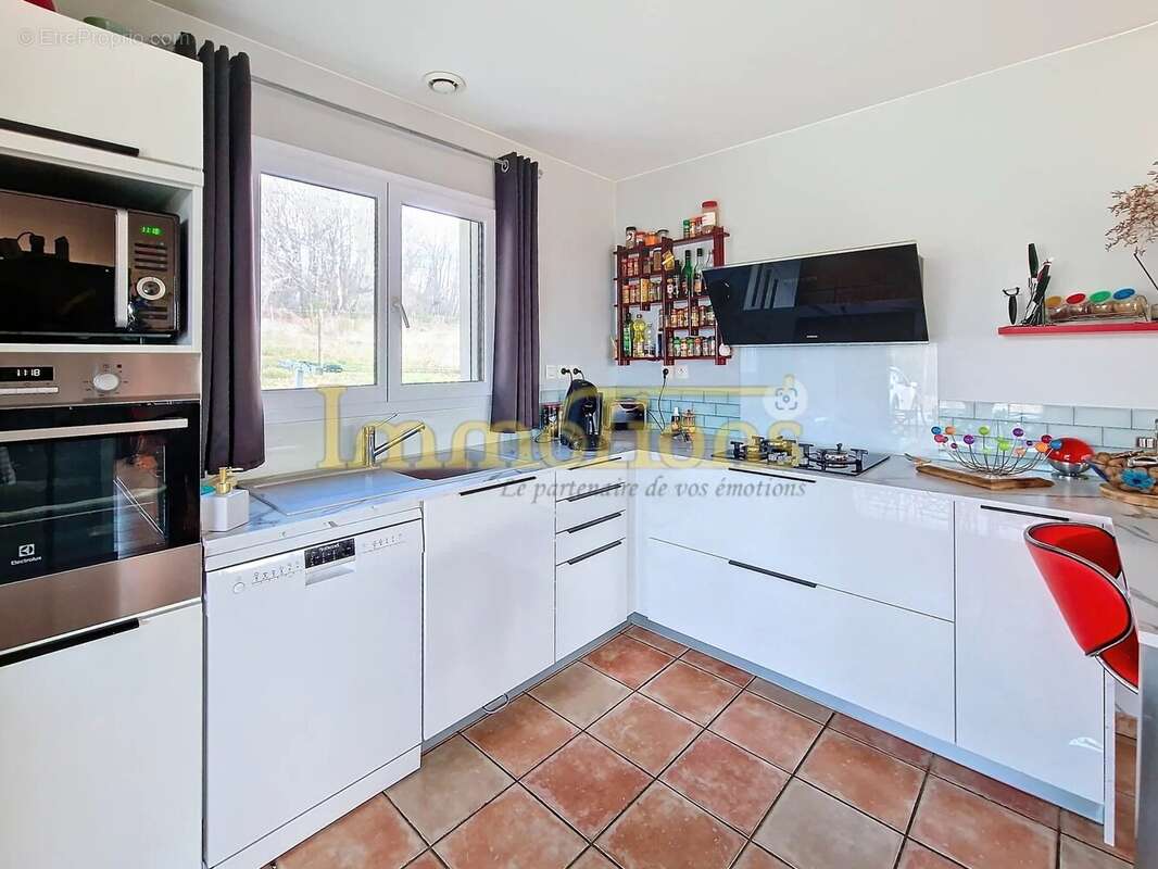 Maison à ROMANS-SUR-ISERE