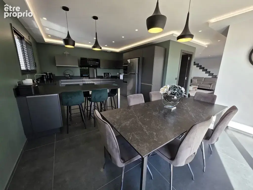 Maison de standing avec piscine - photo 6