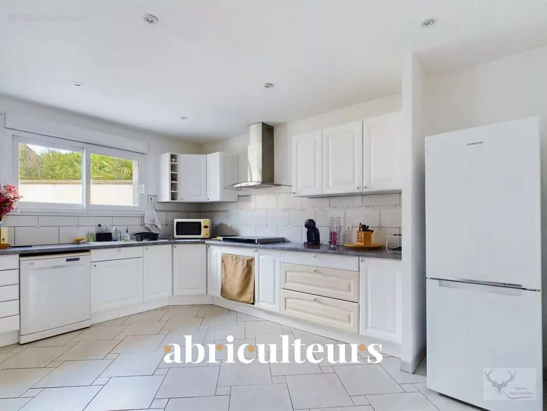 Maison à BETHISY-SAINT-MARTIN