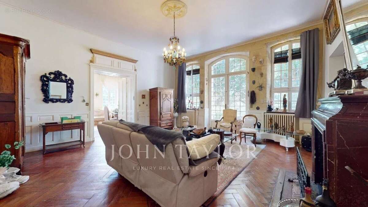 Chateau - 23 hectares - 30 minutes de Bordeaux - photo 6