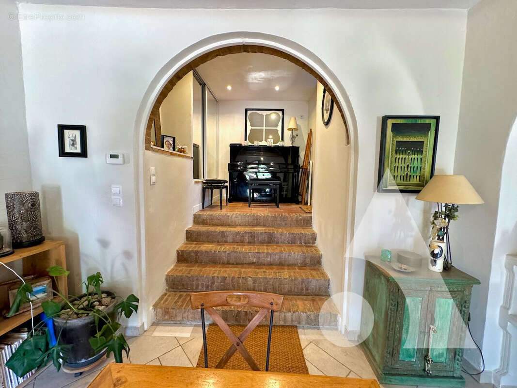 Maison à VILLECROZE