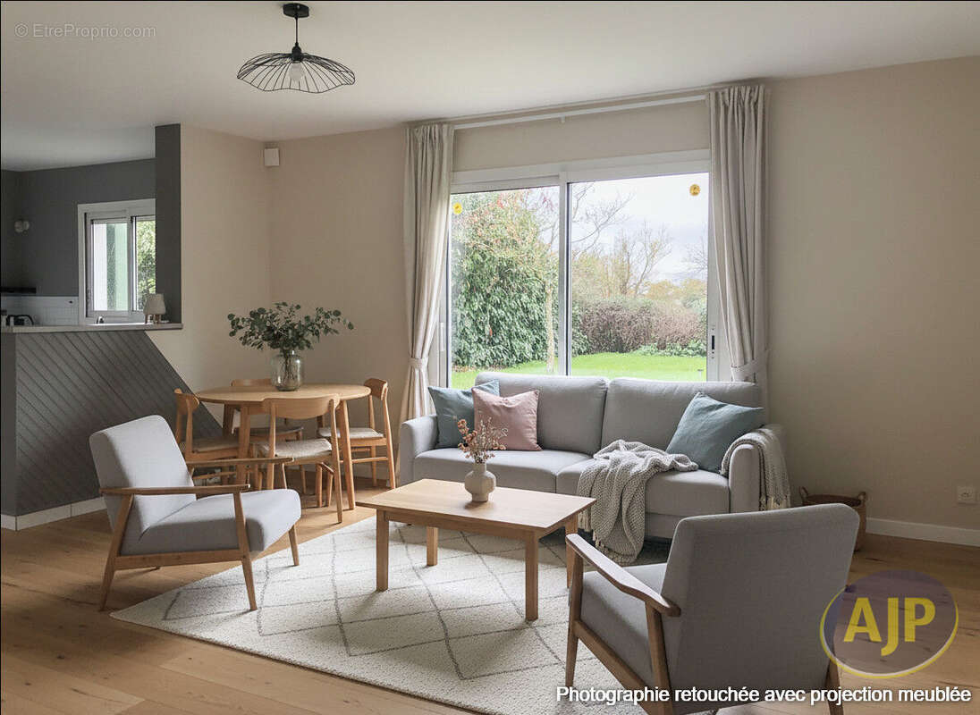 Maison à MAULEVRIER