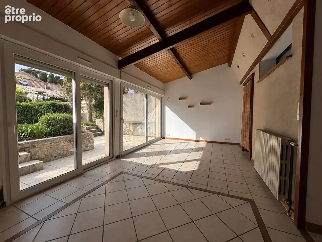 Maison 7 pièces 146 m² à vendre à Poitiers (86000) - photo 3