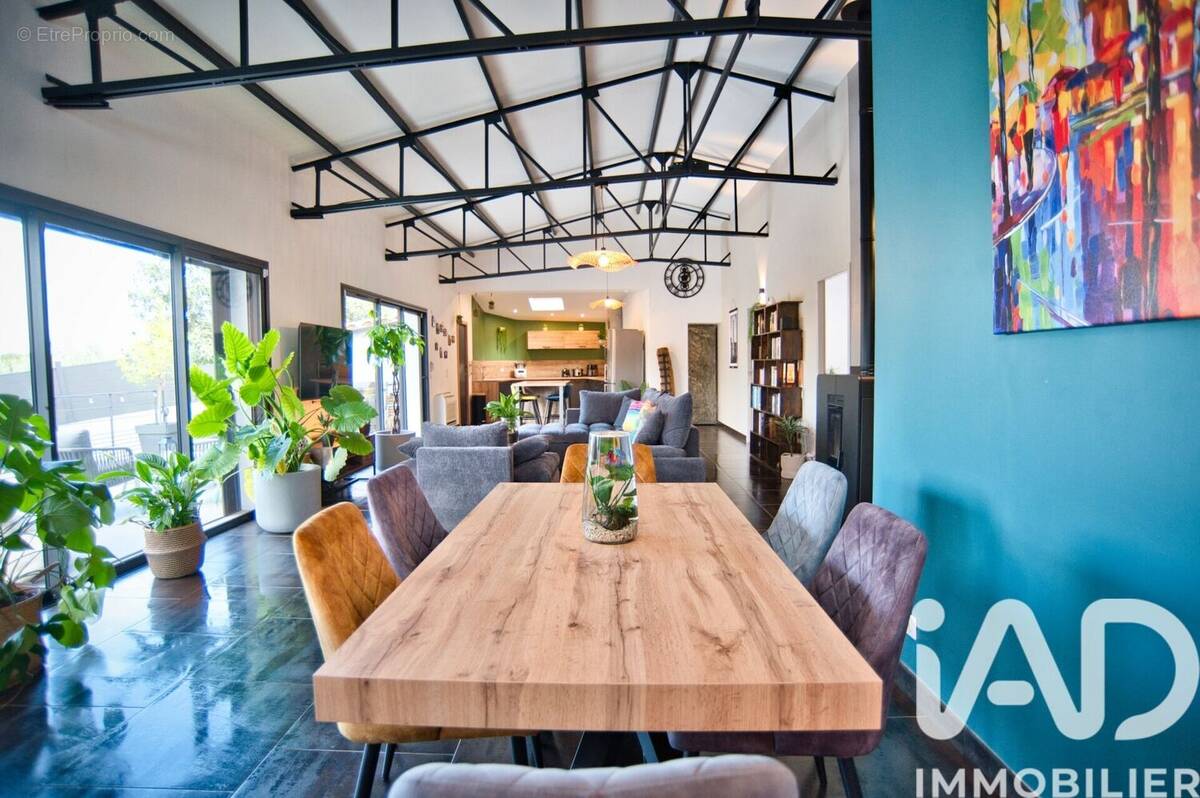 Photo 1 - Maison à MILHAUD