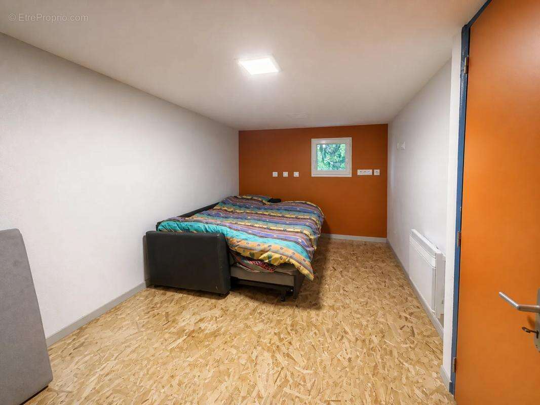 Maison troglodyte 7 pièces avec vaste terrain - photo 6