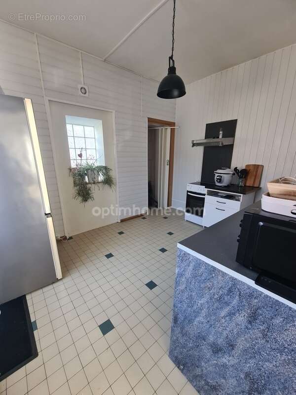 Maison à COSNE-COURS-SUR-LOIRE