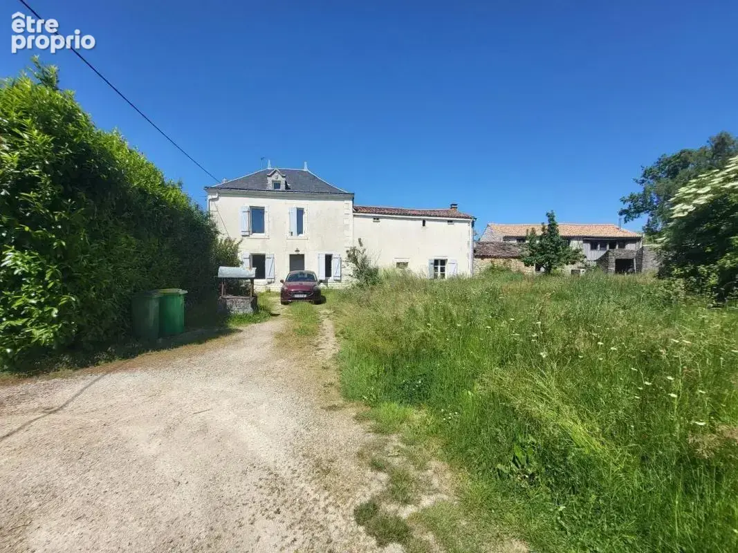 Maison 6 pièces 152 m² à vendre à Coulonges-Sur-L'autize (79160) - photo 4