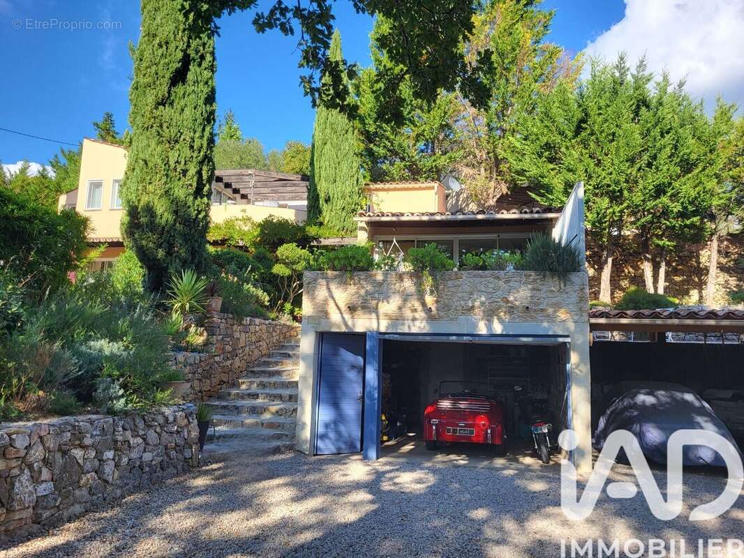 Photo 9 - Maison à COTIGNAC