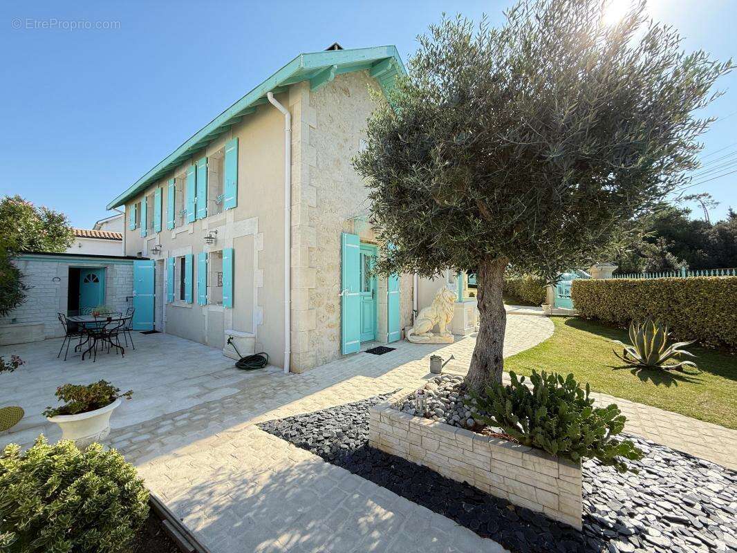 Maison à SAINT-PALAIS-SUR-MER