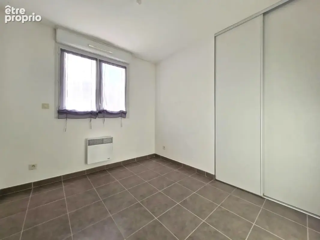 Appartement T3, terrasse, place de parking - photo 6