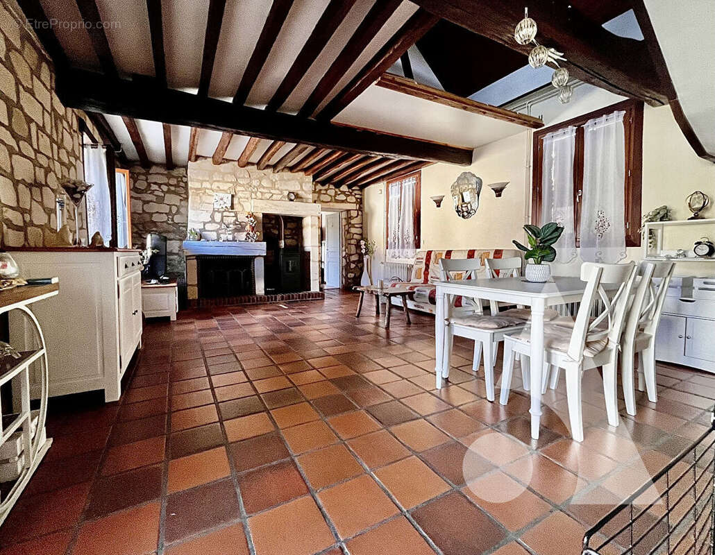 Maison Saint Martin Longueau 4 pièce(s) 125 m2 - photo 4