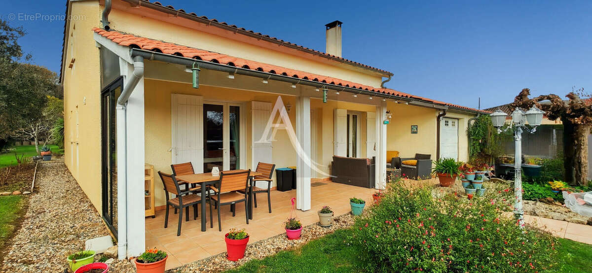 Maison à MONSEMPRON-LIBOS