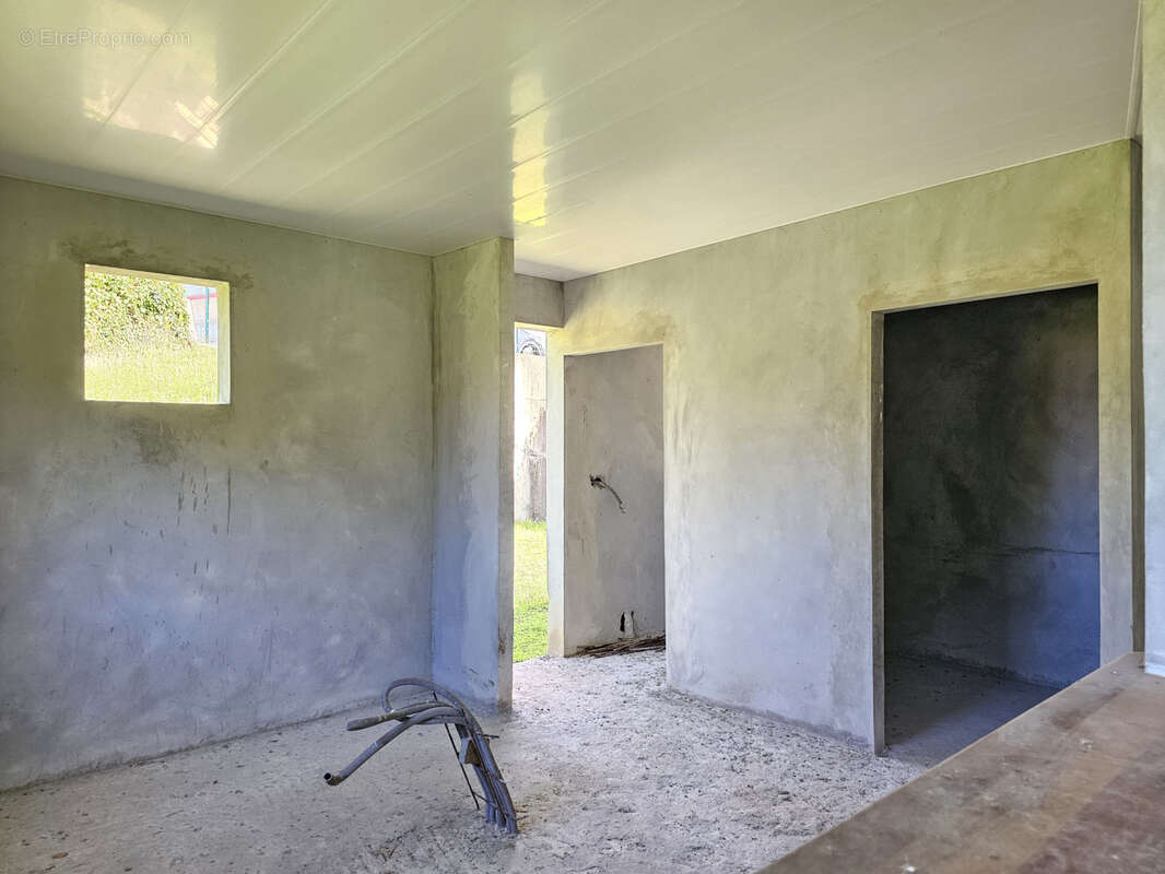 Maison à LES TROIS-ILETS